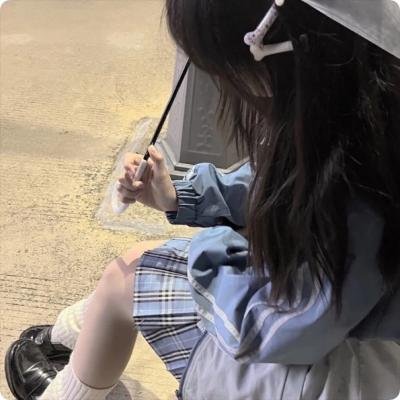 幕后